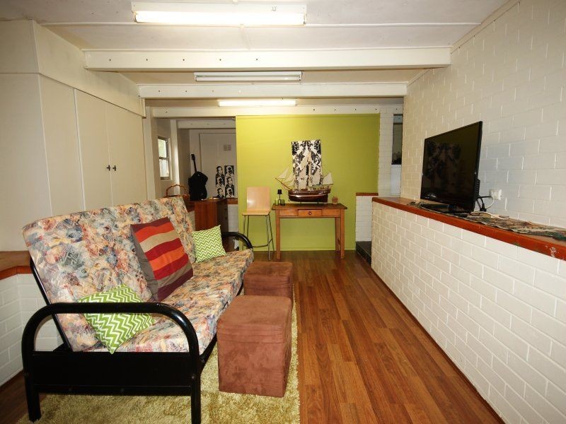 86 Grove Street, Kooringal NSW 2650