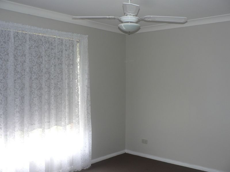 1/2 Borneo Place, Wagga Wagga NSW 2650