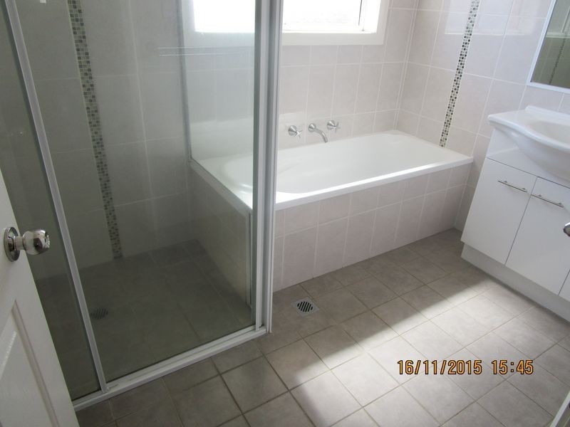 1/24 Dove Street, Mount Austin NSW 2650