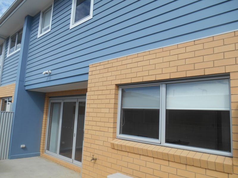 7/12 Higgins Avenue, Wagga Wagga NSW 2650