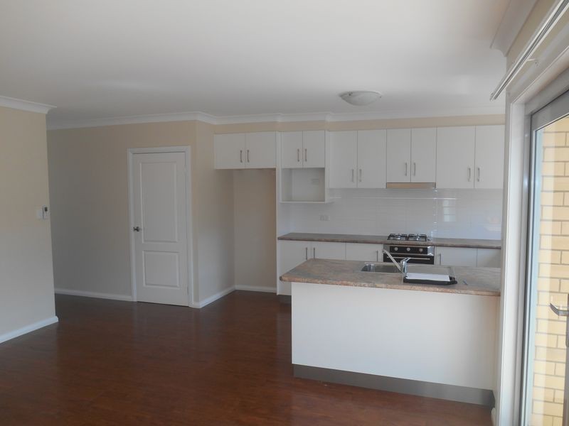 7/12 Higgins Avenue, Wagga Wagga NSW 2650