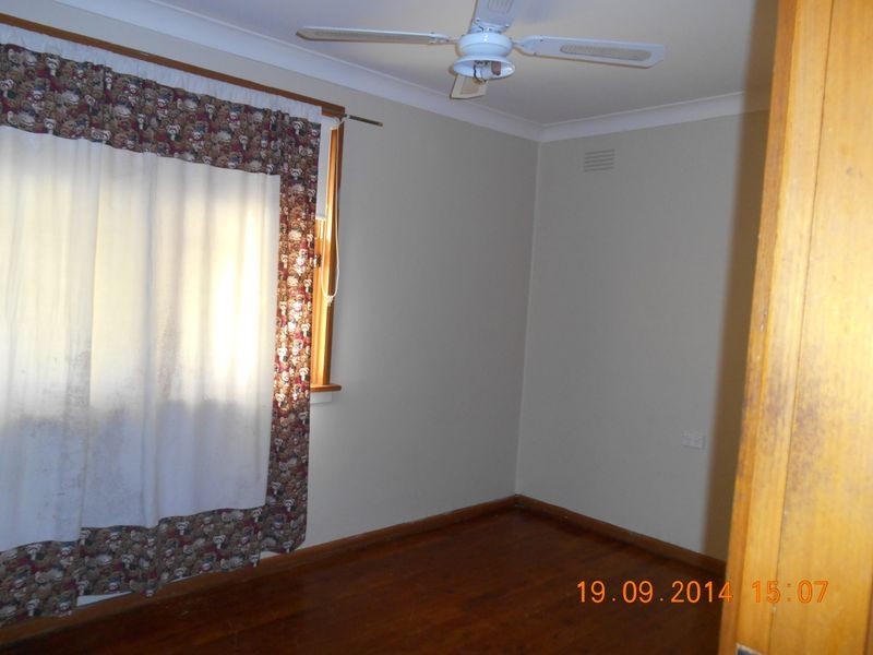 16 Tarakan Avenue, Wagga Wagga NSW 2650