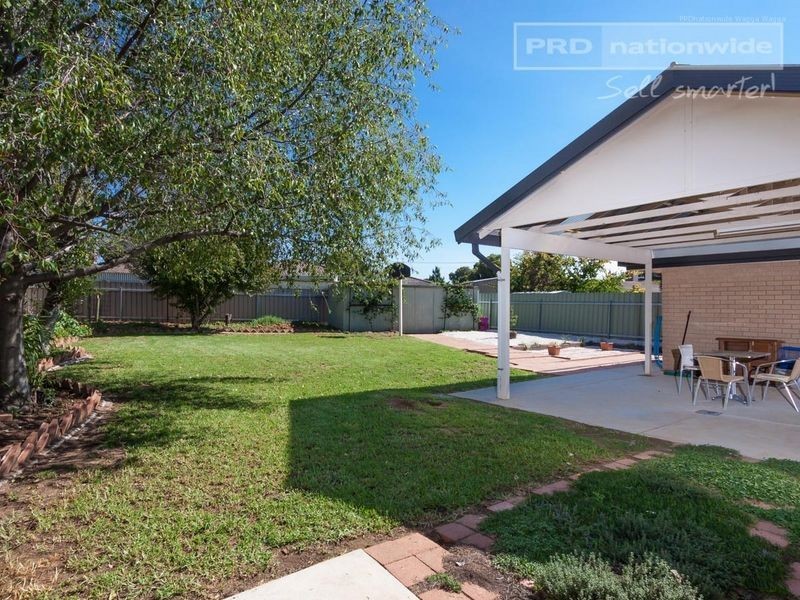 34 Forrest Street, Lake Albert NSW 2650