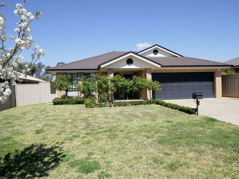 47 Barrima Drive, Glenfield Park NSW 2650