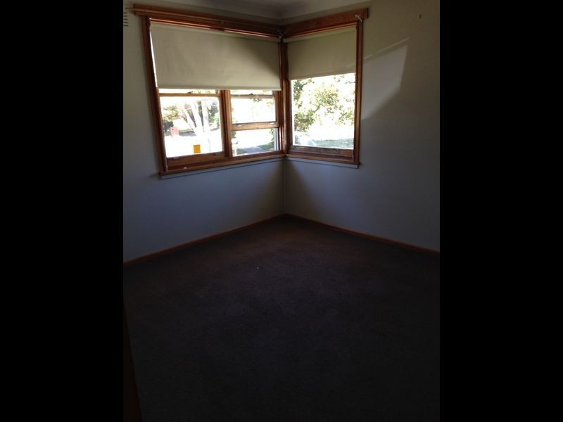 5 Immarna Place, Kooringal NSW 2650