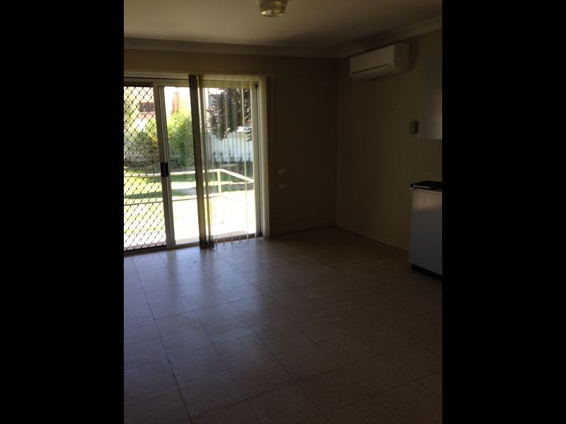 5 Immarna Place, Kooringal NSW 2650