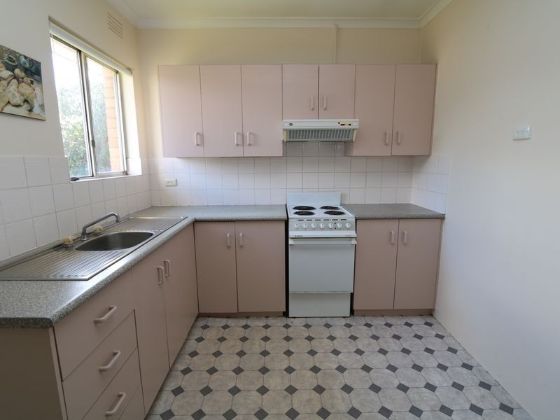 3/554 Kooringal Road, Kooringal NSW 2650