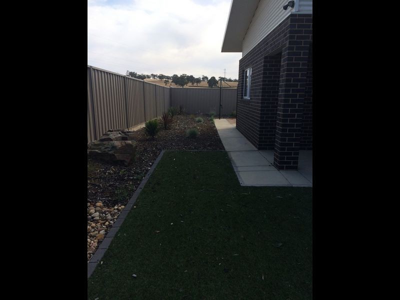 3 Watson Boulevarde, Lloyd NSW 2650