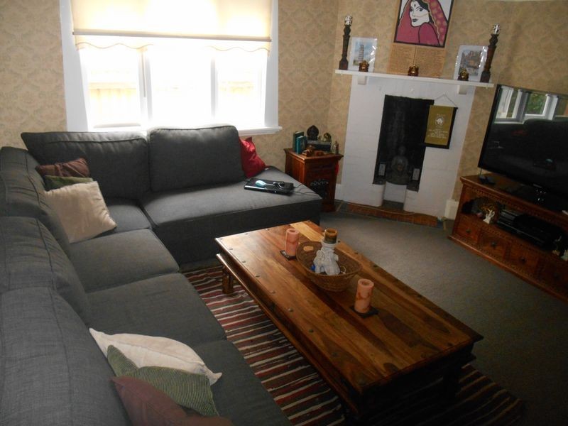 48 Flinders Street, Turvey Park NSW 2650