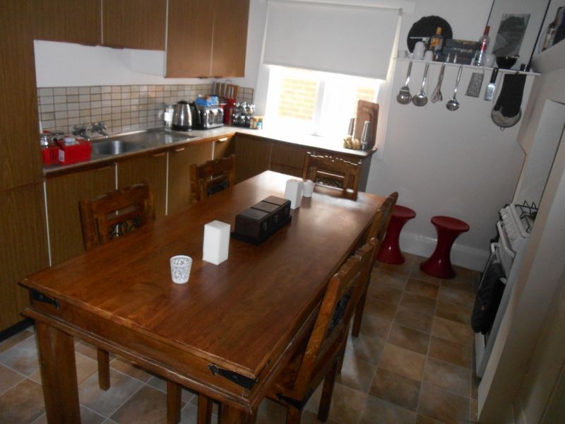 48 Flinders Street, Turvey Park NSW 2650