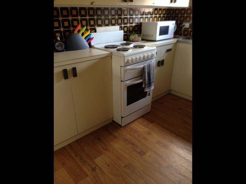 1/11 Sherwood Avenue, Wagga Wagga NSW 2650