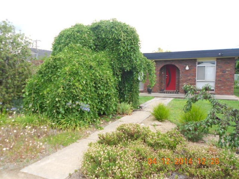 78 Main Street, Lake Albert NSW 2650