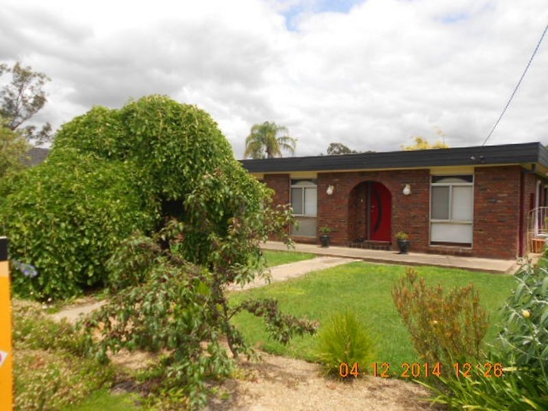 78 Main Street, Lake Albert NSW 2650