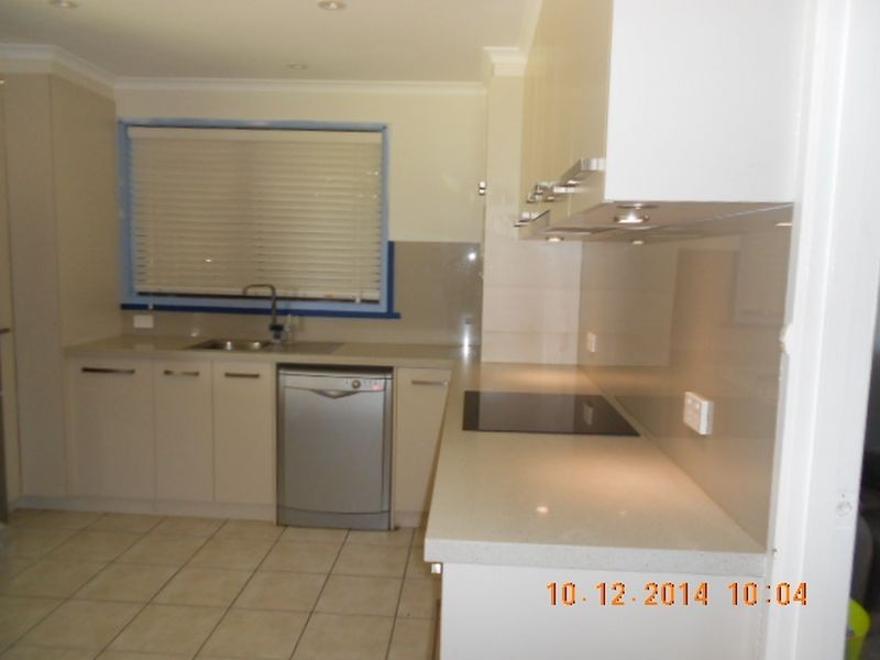 93 Undurra Drive, Glenfield Park NSW 2650