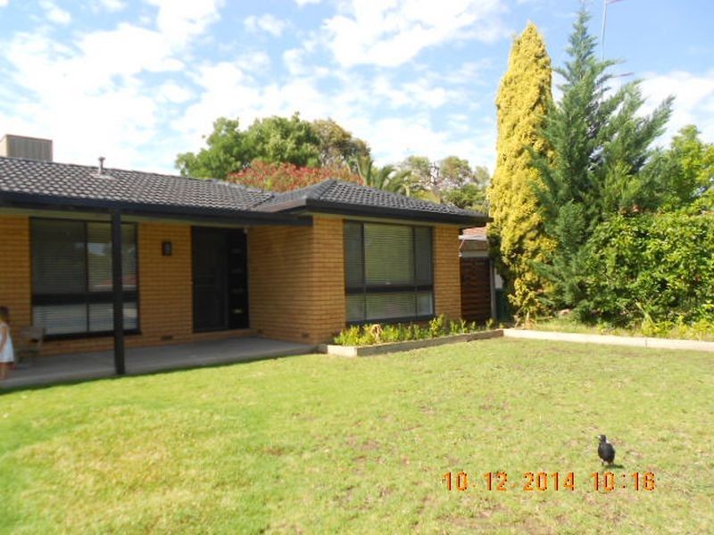 93 Undurra Drive, Glenfield Park NSW 2650