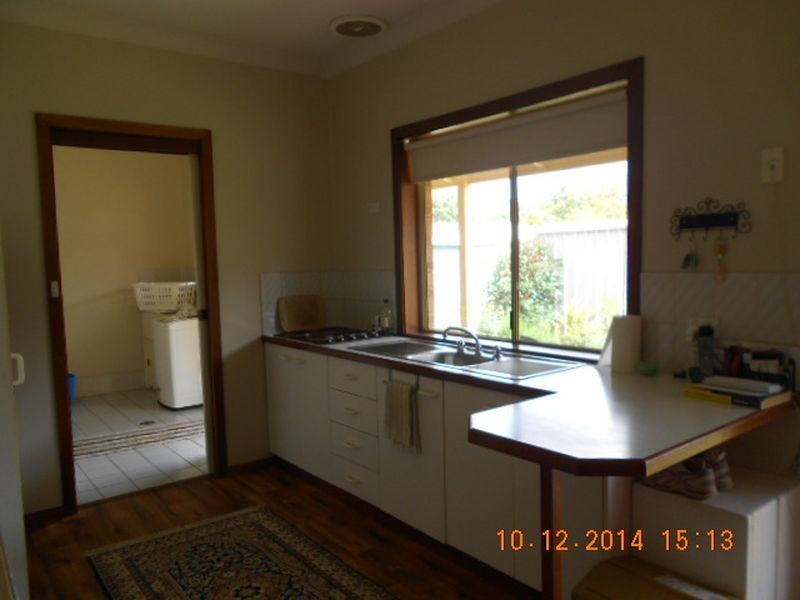2 Nardoo Street, Glenfield Park NSW 2650
