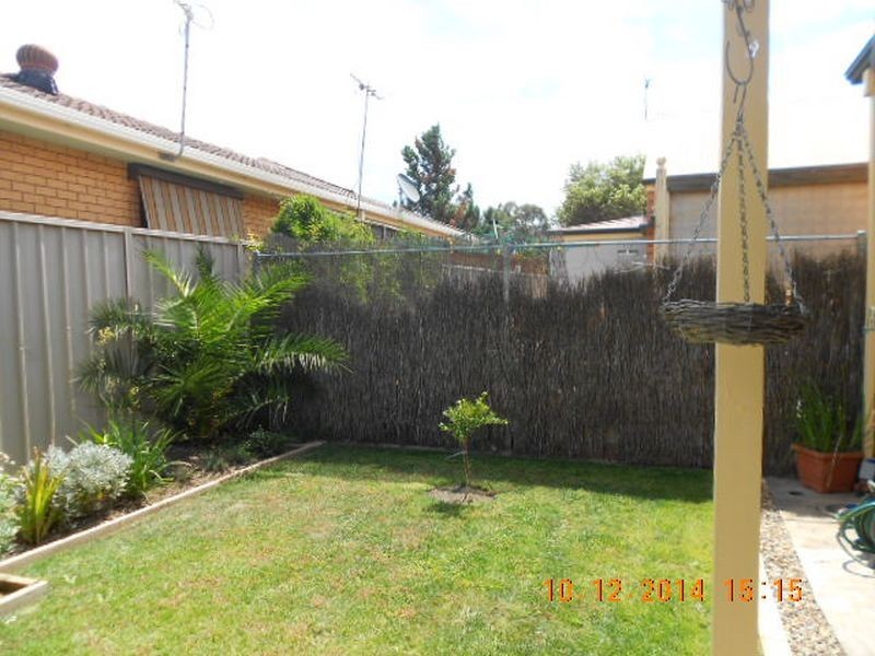2 Nardoo Street, Glenfield Park NSW 2650