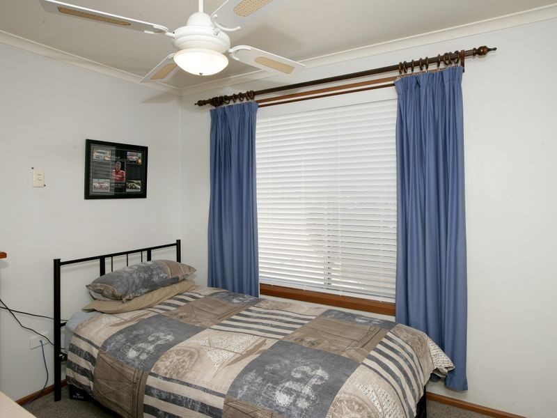 3 Undurra Drive, Glenfield Park NSW 2650