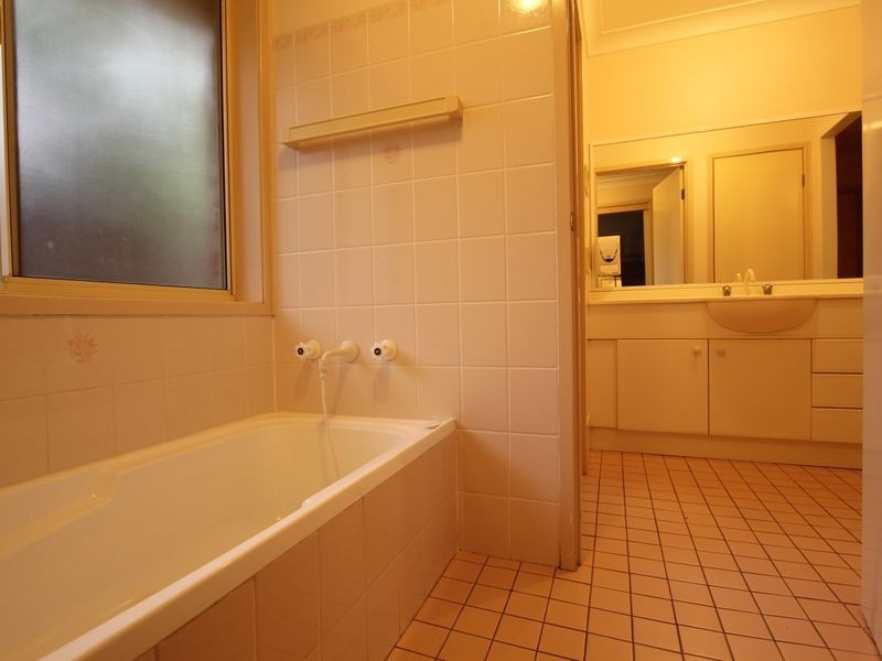 12 Frances Court, Wagga Wagga NSW 2650