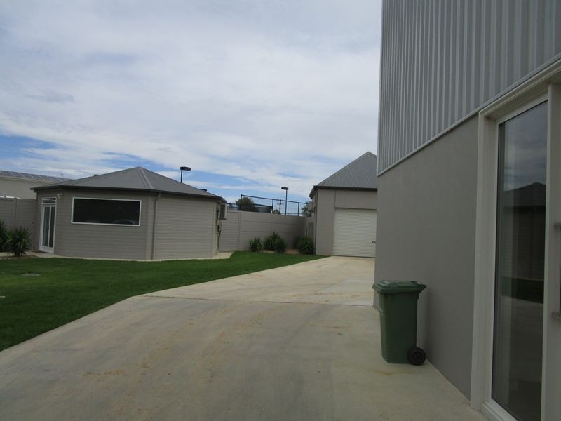 52 Slocum street, Wagga Wagga NSW 2650