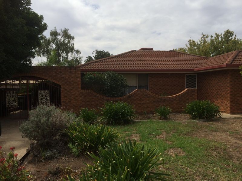 5 Incarnie Crescent, Wagga Wagga NSW 2650