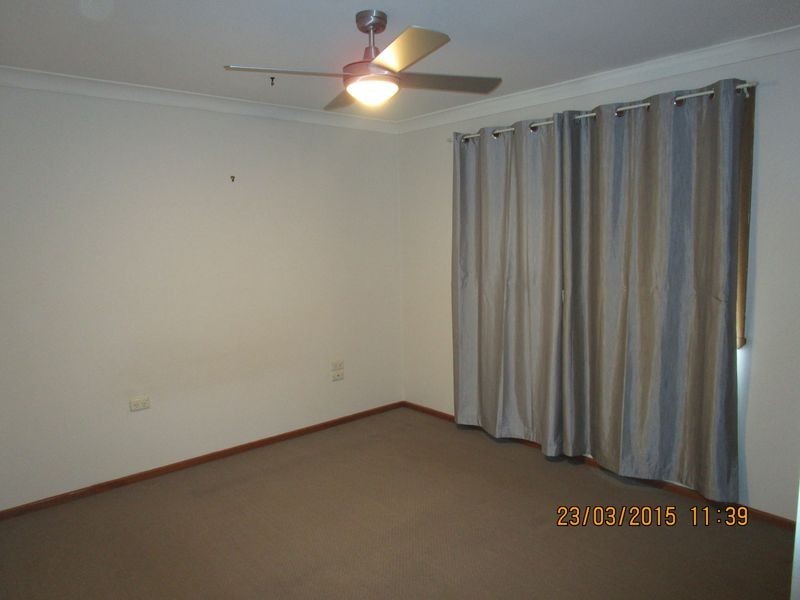 111 McKell Avenue, Mount Austin NSW 2650