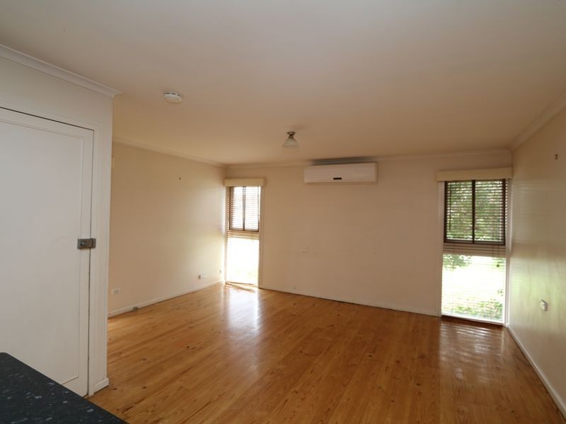 52 Ziegler Avenue, Kooringal NSW 2650