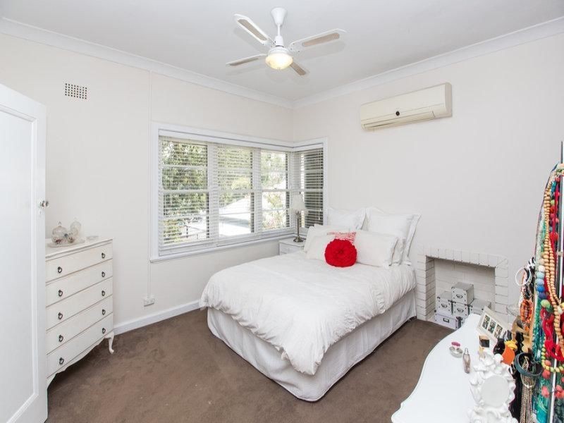 70 The Esplanade, Wagga Wagga NSW 2650