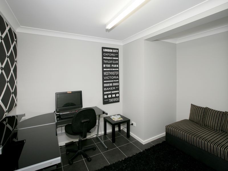 9 Bellevue Parade, Kooringal NSW 2650