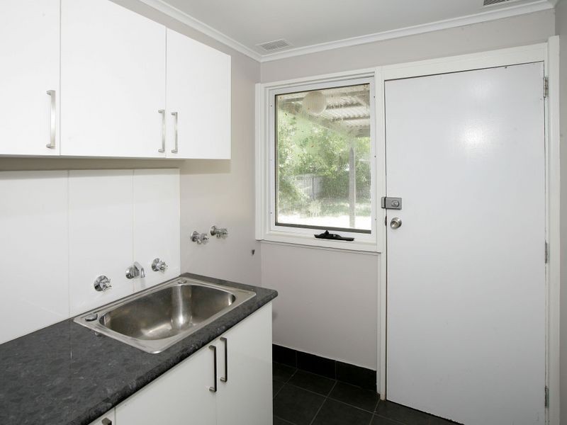 152 Raye Street, Tolland NSW 2650