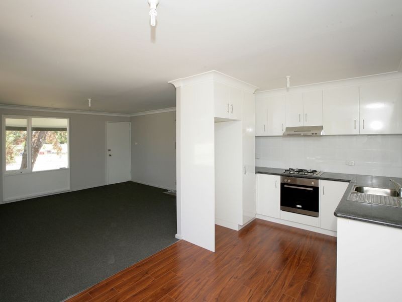 152 Raye Street, Tolland NSW 2650