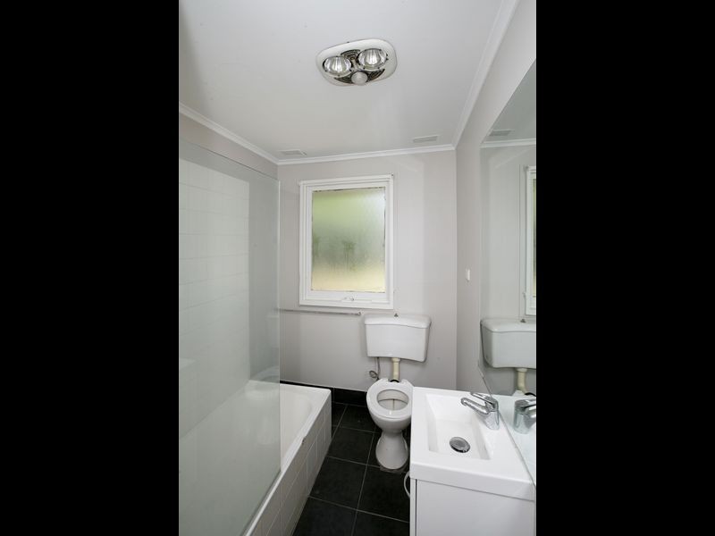 152 Raye Street, Tolland NSW 2650