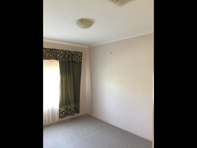 44 Lamilla Street, Glenfield Park NSW 2650