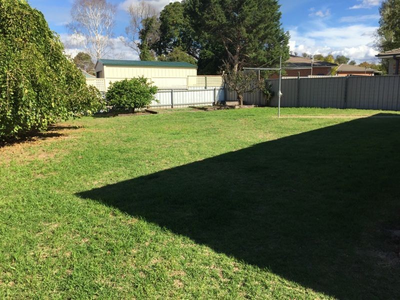 44 Lamilla Street, Glenfield Park NSW 2650