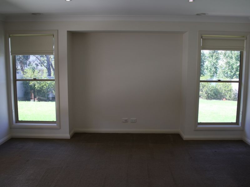 27 Wellington Avenue, Tatton NSW 2650