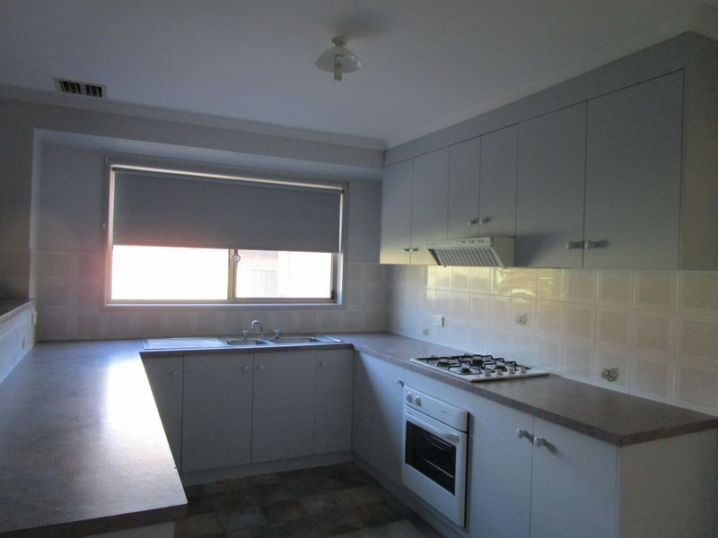 41 Fay Avenue, Kooringal NSW 2650