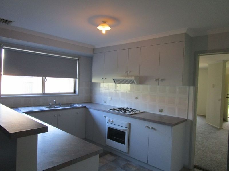 41 Fay Avenue, Kooringal NSW 2650