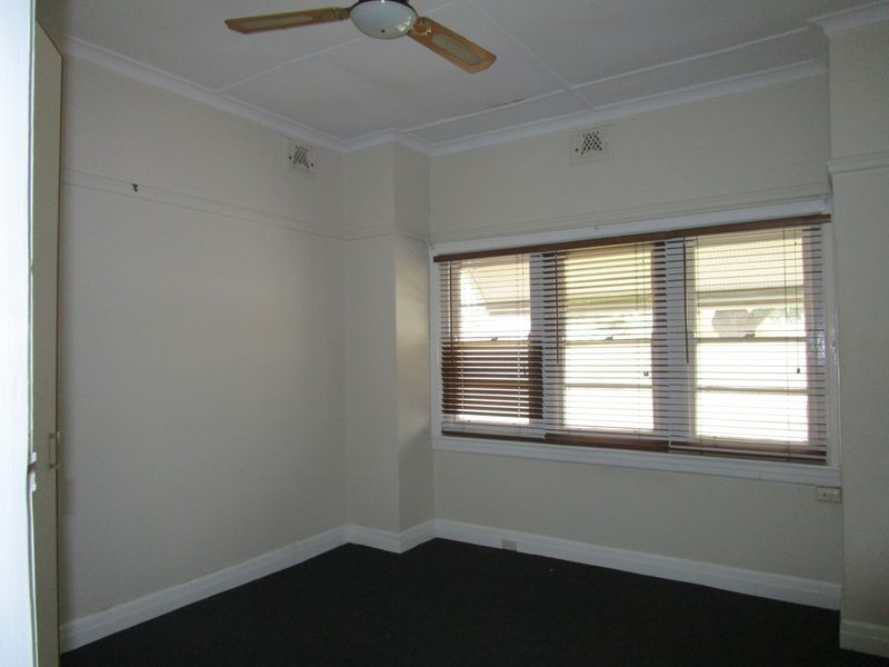 31 Norman Street, Wagga Wagga NSW 2650