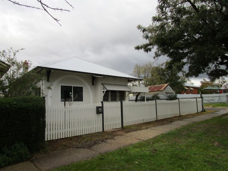 31 Norman Street, Wagga Wagga NSW 2650