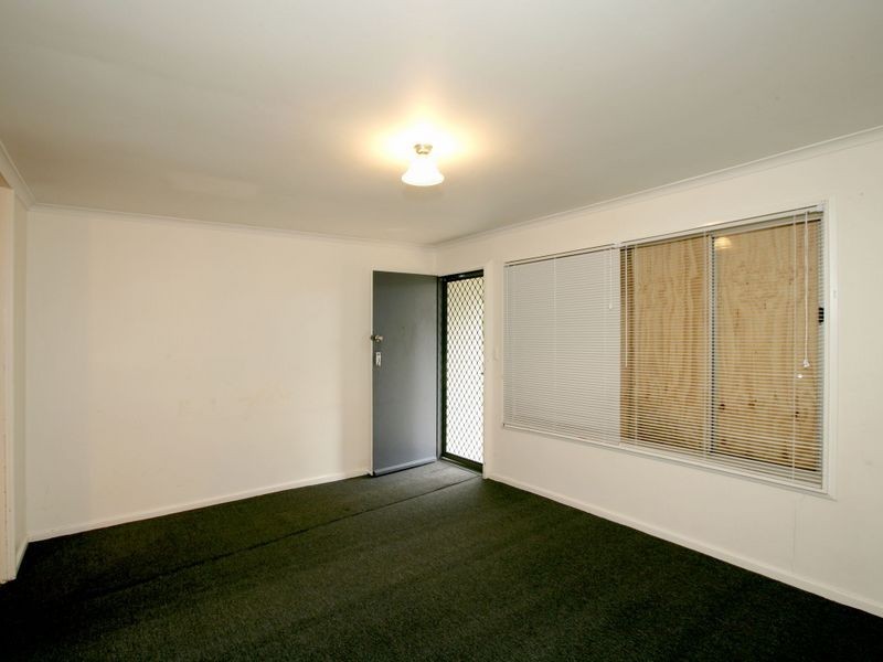 6 Lalor Place, Tolland NSW 2650