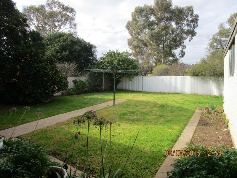 49 Northcott Parade, Mount Austin NSW 2650