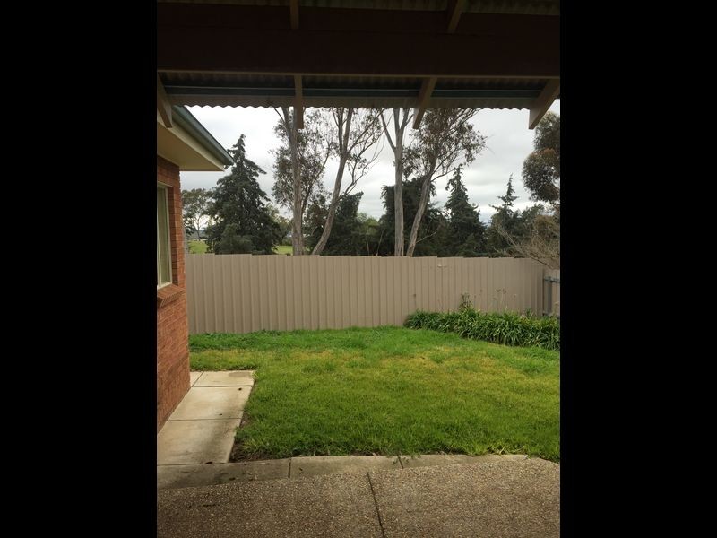 1/8 Keane Place, Alfredtown NSW 2650