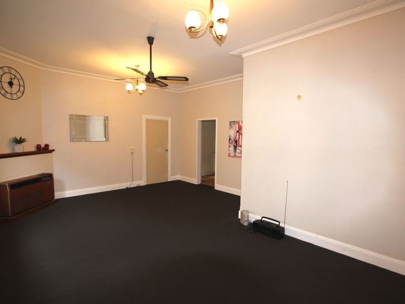 68 Peter Street, Wagga Wagga NSW 2650