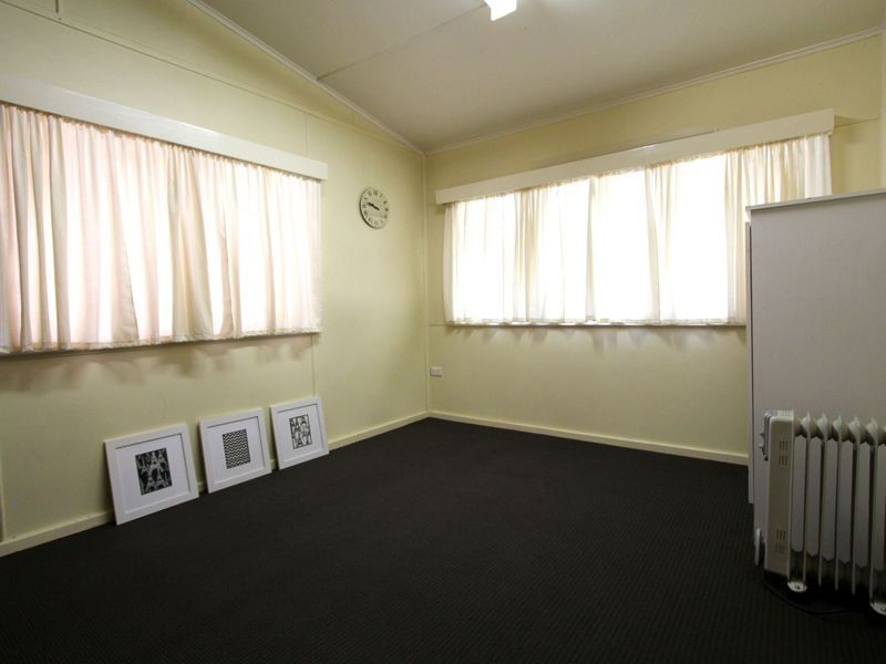 68 Peter Street, Wagga Wagga NSW 2650