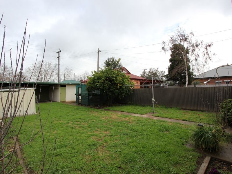 68 Peter Street, Wagga Wagga NSW 2650
