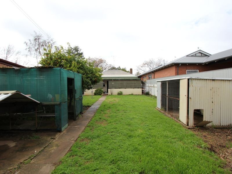 68 Peter Street, Wagga Wagga NSW 2650