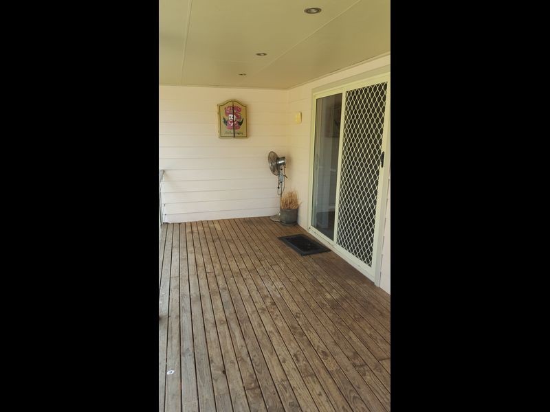 32 Gilmore Avenue, Mount Austin NSW 2650