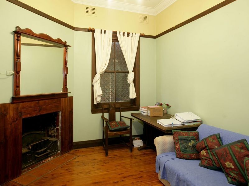 196 Edward Street, Wagga Wagga NSW 2650