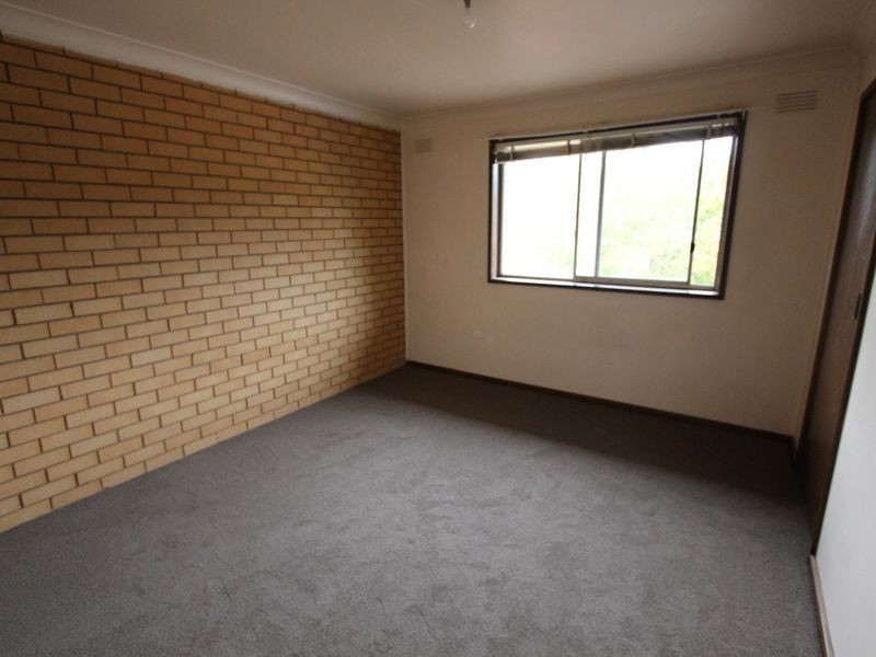 2/11 Sherwood Avenue, Kooringal NSW 2650