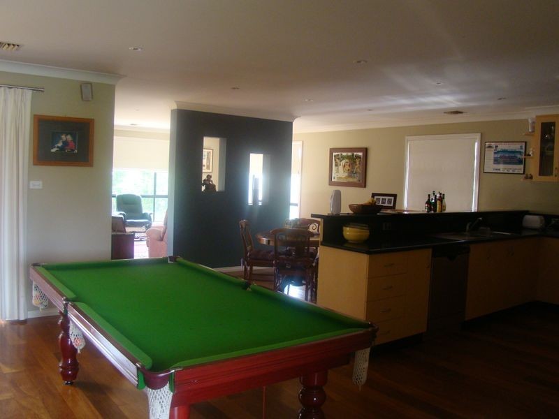 4 Yeomans Place, Kooringal NSW 2650